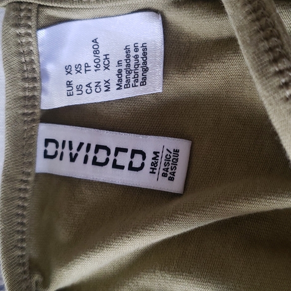 QTY-3 Girls  Top - Picture 6 of 10